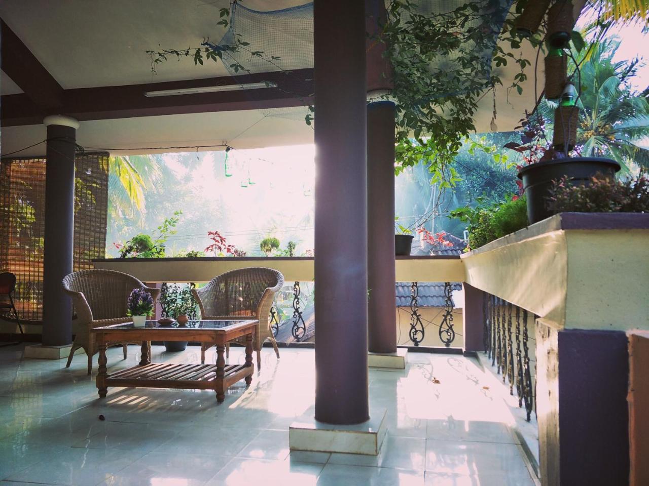The Banyan Hut Apartment Thiruvananthapuram ภายนอก รูปภาพ